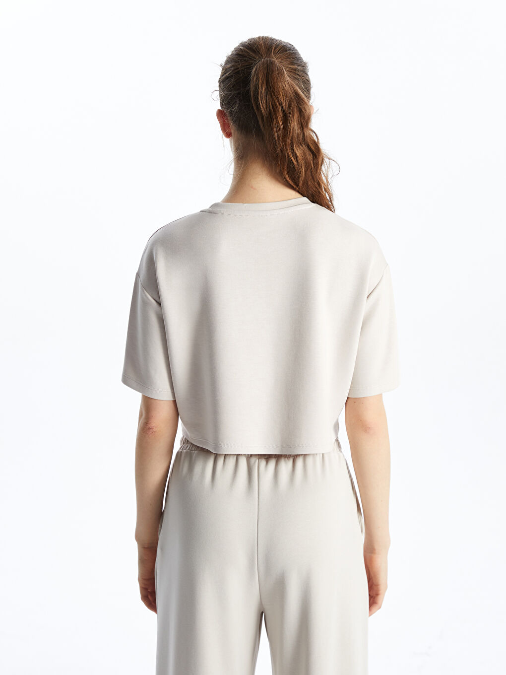 Bej Bisiklet Yaka Crop Kadın Spor Tişört-3