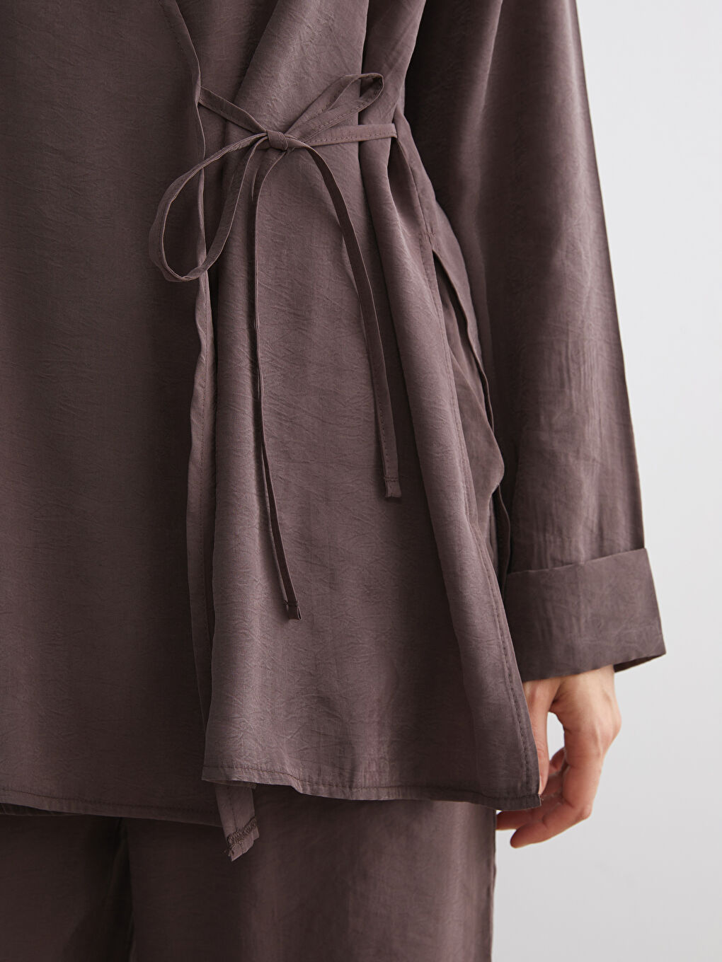 Kahverengi Kruvaze Yaka Modal Karışımlı Kadın Kimono-2