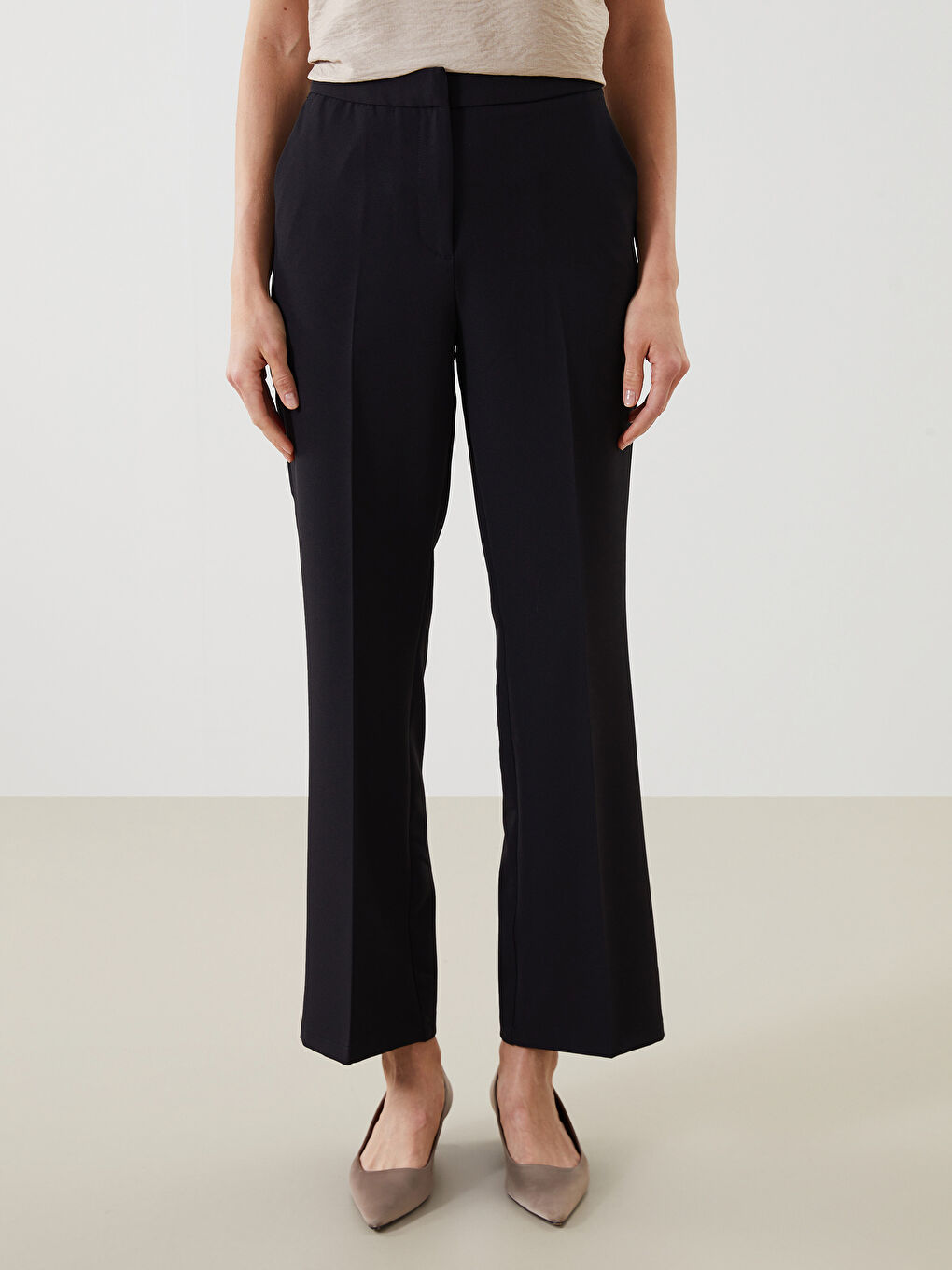 Siyah Standart Fit Kadın Cigarette Pantolon-1