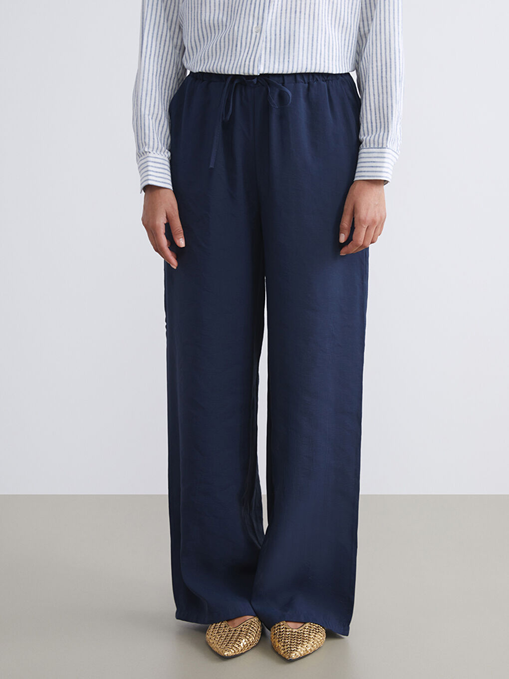 سروال نساء واسع الساق بخصر مطاطي-2