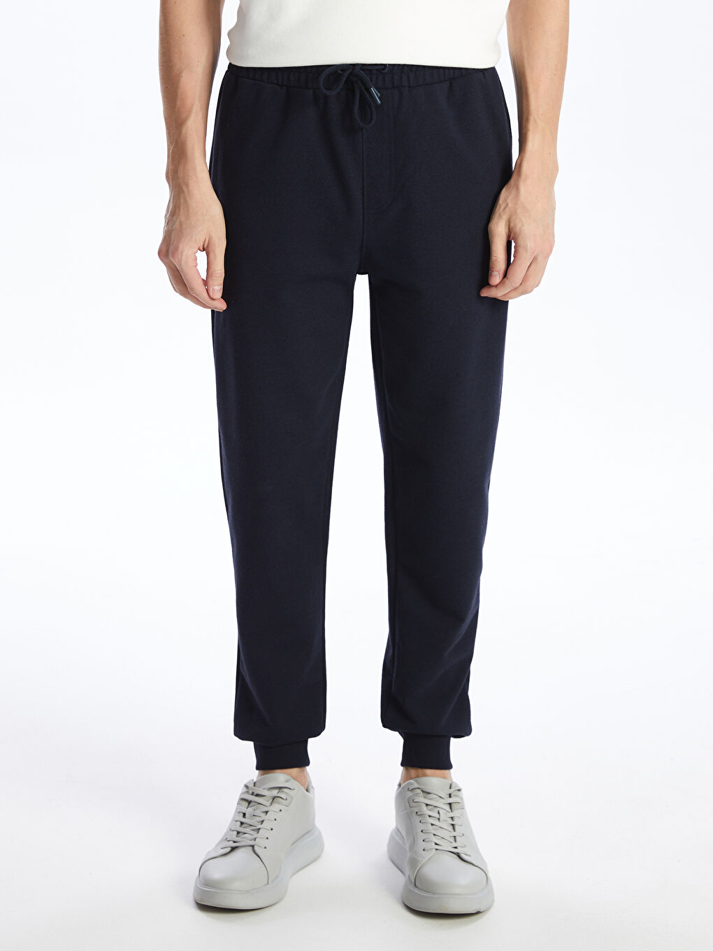 LCWAIKIKI Classic Standard Fit Men's Sweatpants -W52055Z8-RFH