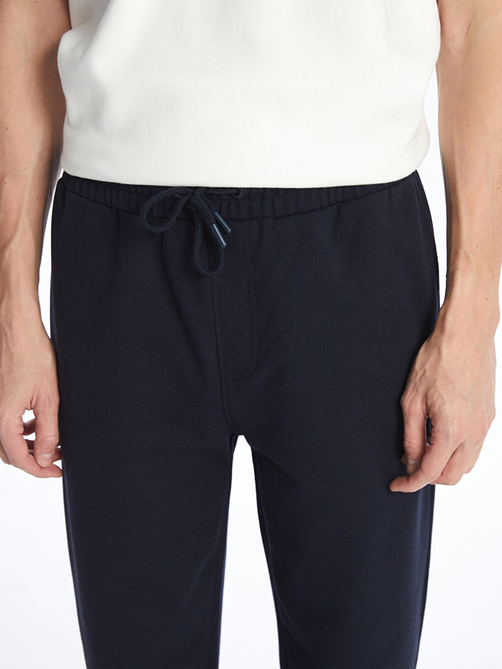 LCWAIKIKI Classic Standard Fit Men's Sweatpants -W52055Z8-RFH