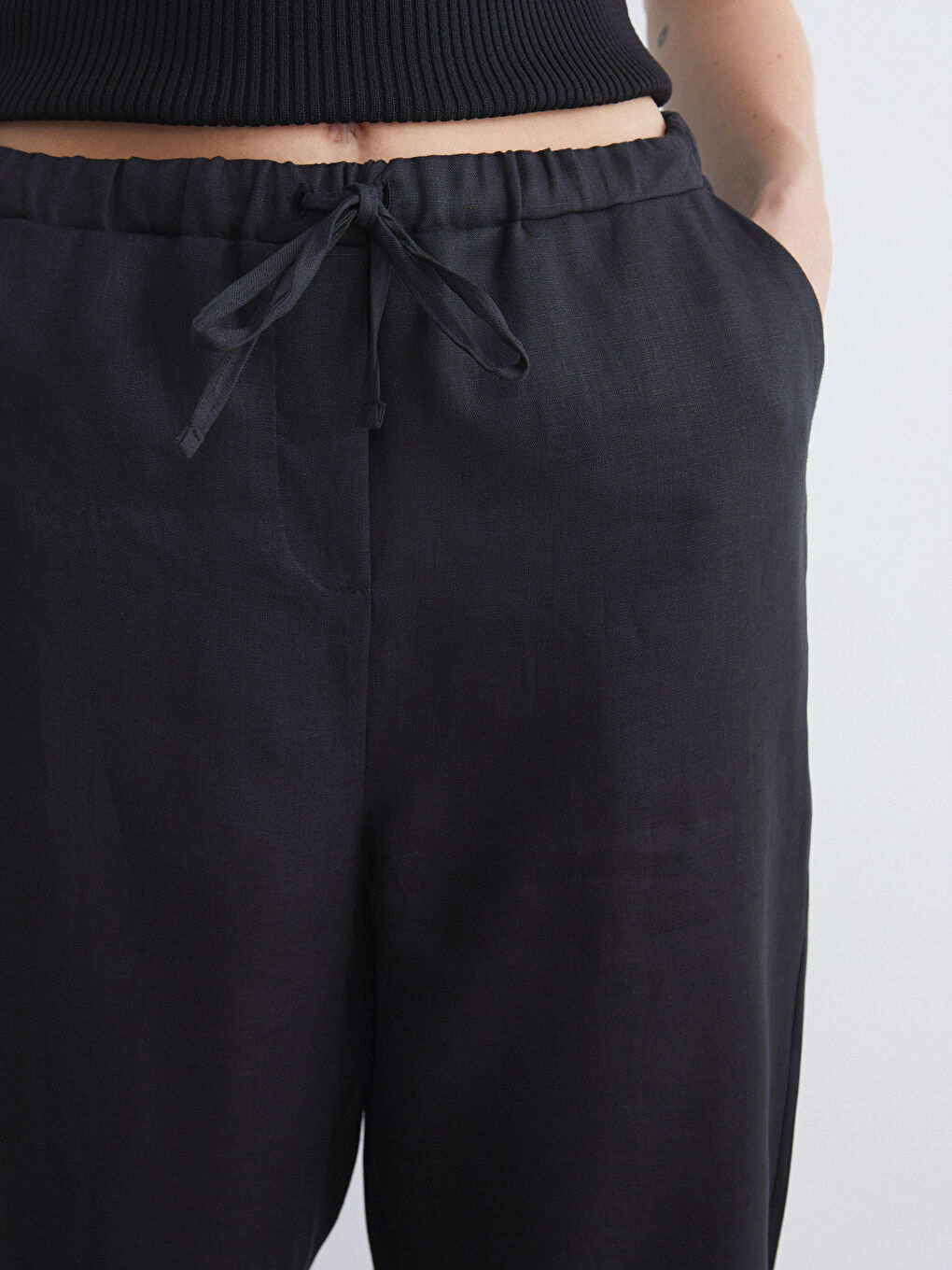 LCWAIKIKI Classic 100% Linen Women's Elastic Waist Trousers -S5K576Z8-CVL