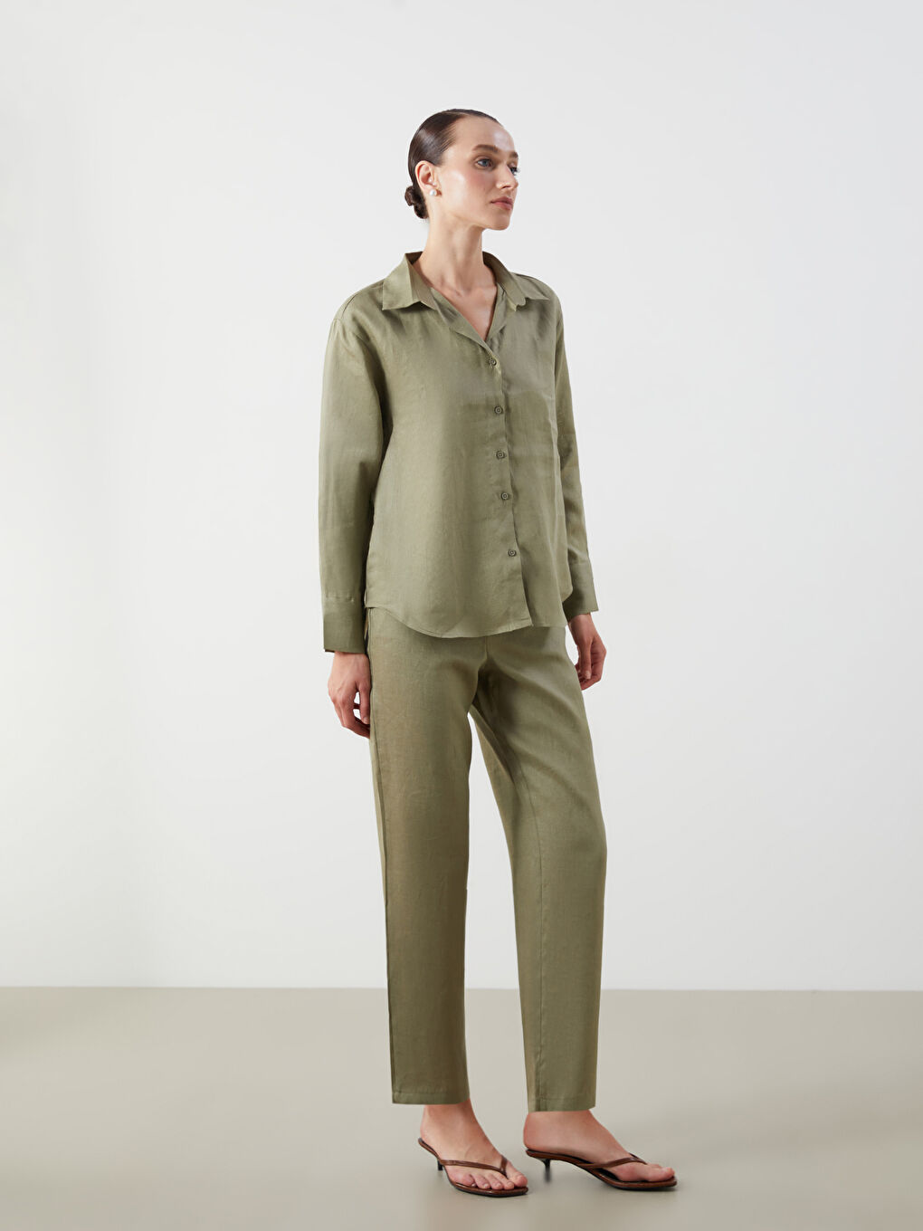 LCWAIKIKI Classic 100% Linen Women's Elastic Waist Trousers -S5K576Z8-GVK