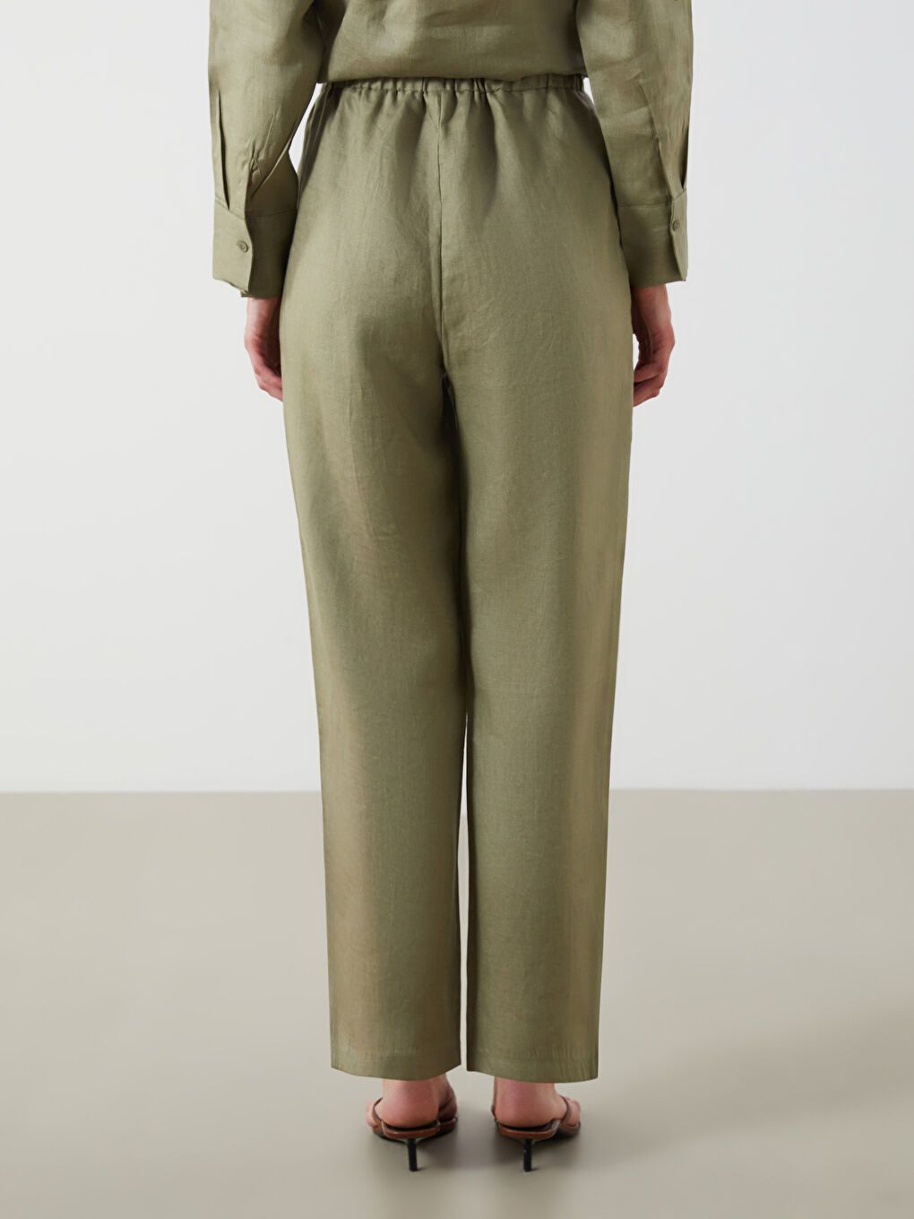 LCWAIKIKI Classic 100% Linen Women's Elastic Waist Trousers -S5K576Z8-GVK