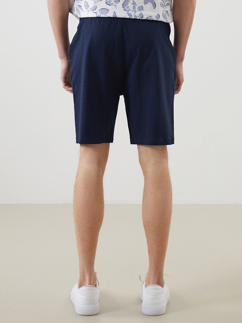LCWAIKIKI Classic Standard Fit Men's Shorts -W52204Z8-DWP