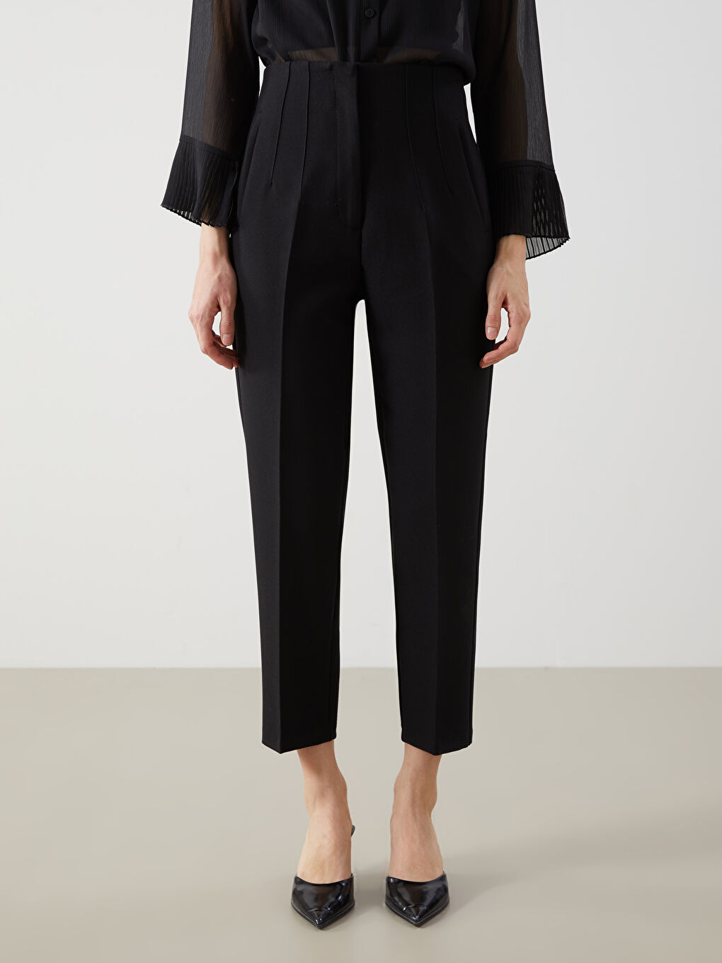 Standard Fit Women's Cigarette Trousers -S5K743Z8-CVL