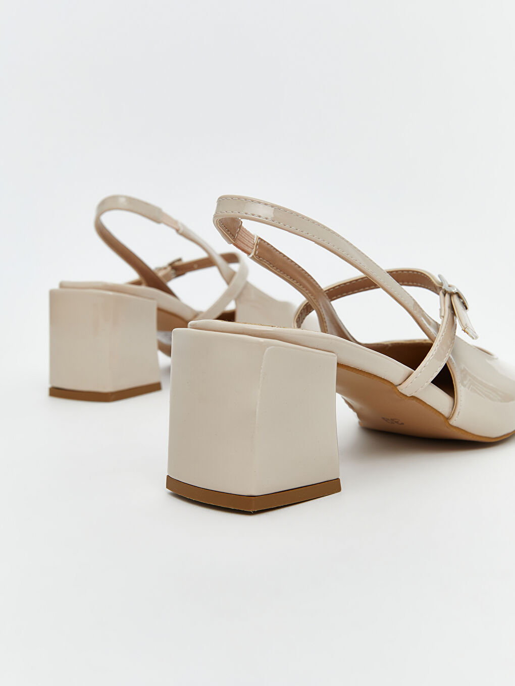 Bej Deri Görünümlü Kadın Topuklu Ayakkabı-4