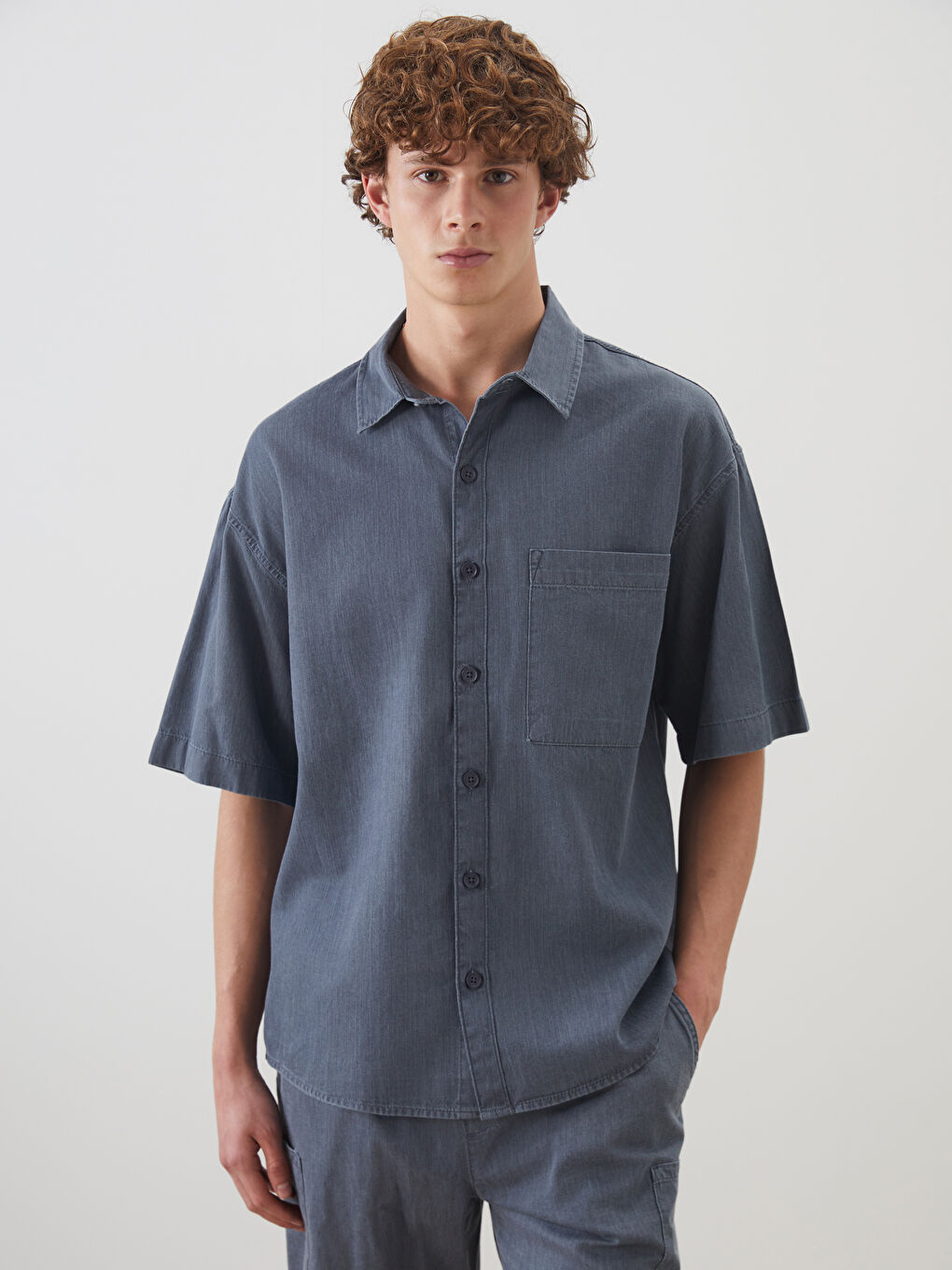 Relaxed Fit Short Sleeve Men's Denim Shirt -S5K879Z8-H6Q