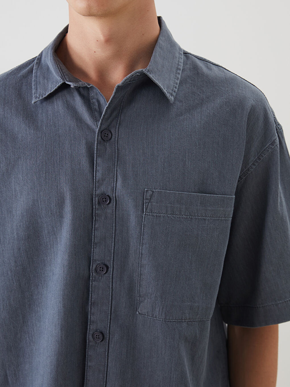 Relaxed Fit Short Sleeve Men's Denim Shirt -S5K879Z8-H6Q