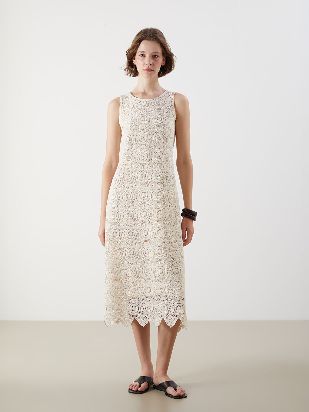 Bej Bisiklet Yaka Dantelli Kroşe Elbise