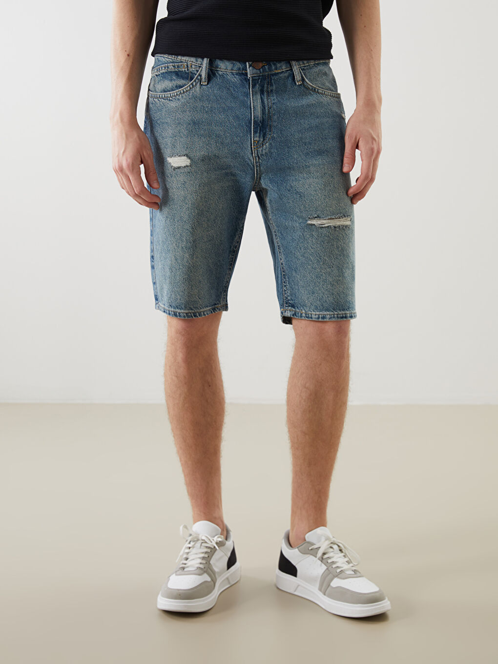 Standard Fit Men's Jean Shorts -S5K976Z8-333