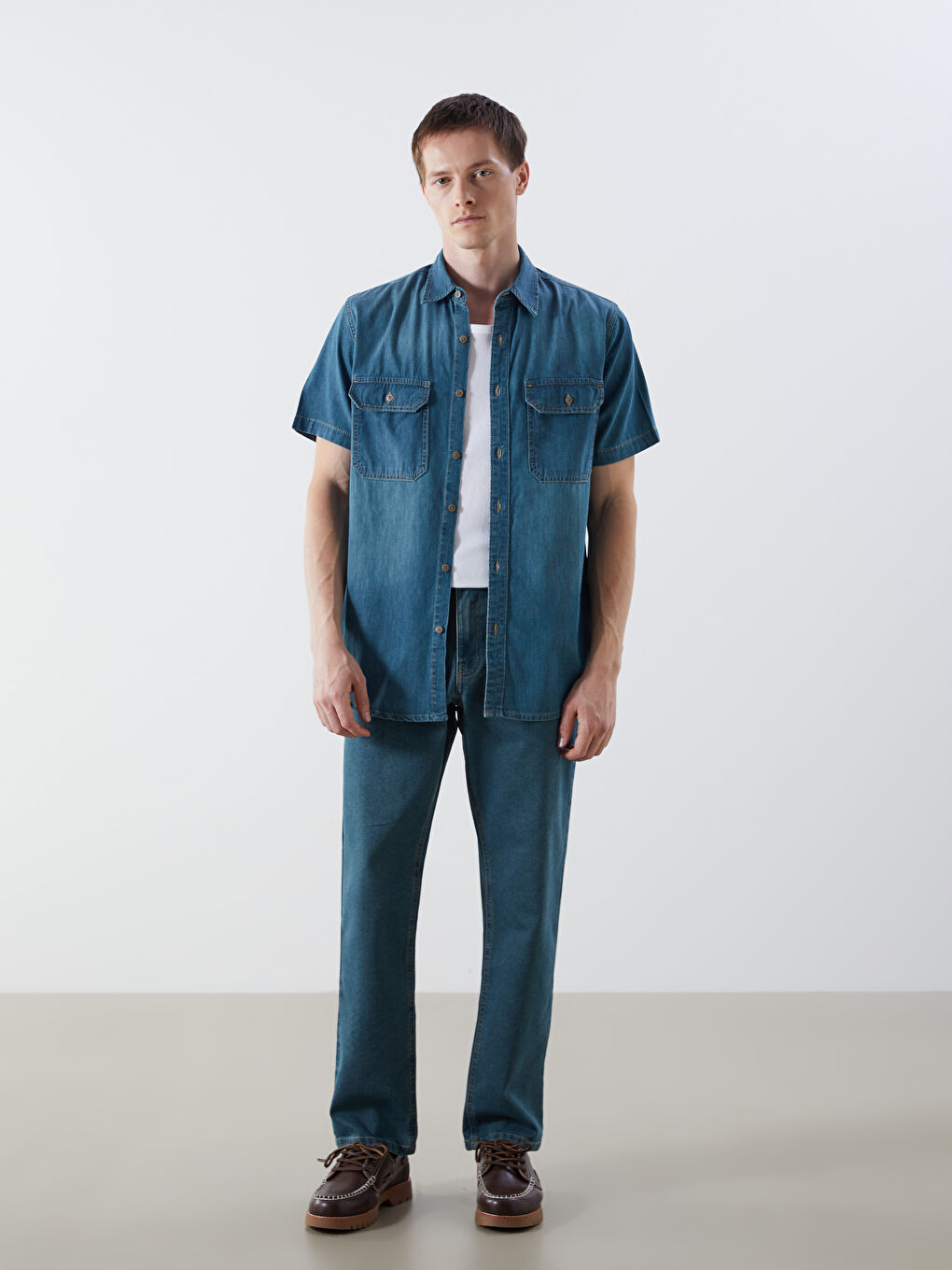 Yeşil Regular Fit Kısa Kollu Erkek Jean Gömlek-1