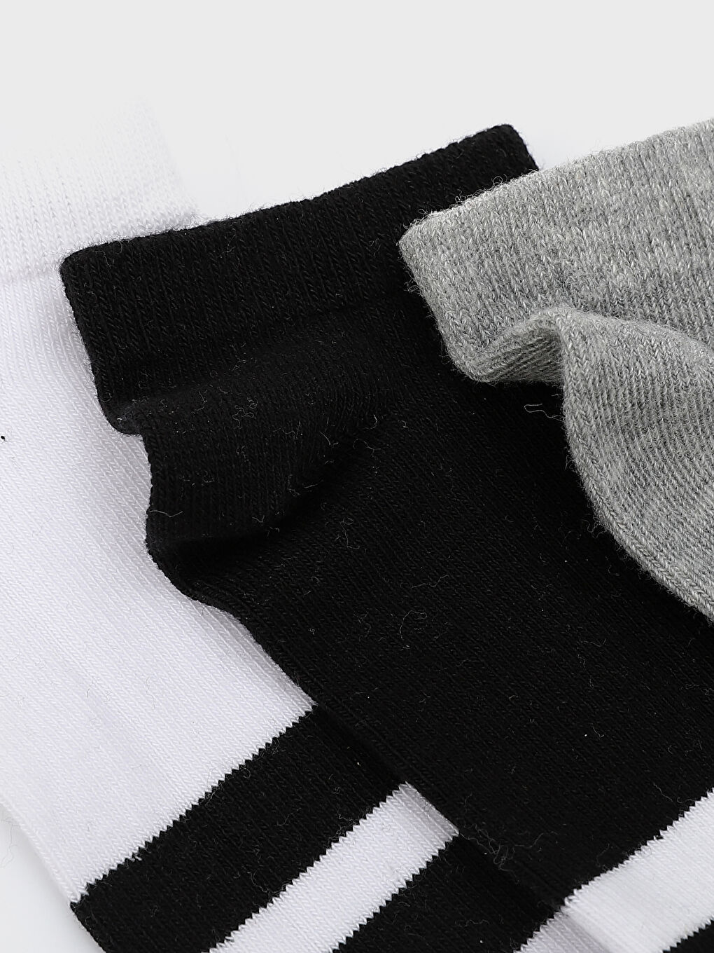 جوارب رياضية مخططة للأولاد - عبوة من ٥ قطع-3