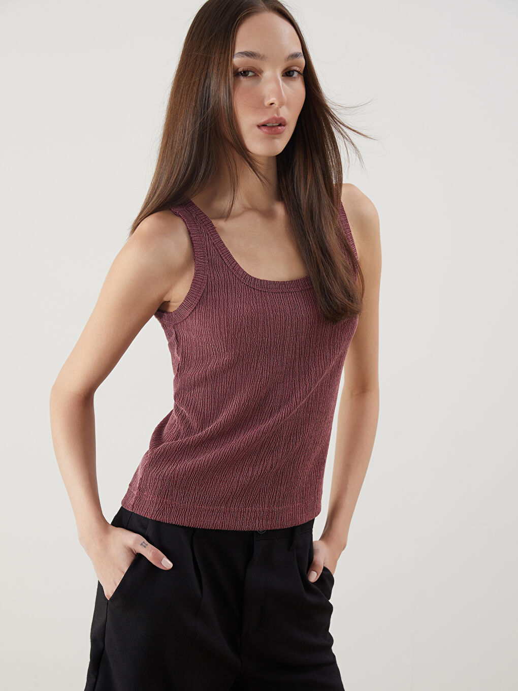 Әйелдерге арналған рельефті трикотаж майка