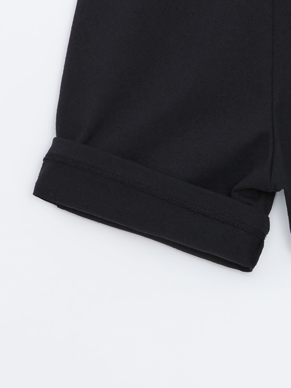 LCW ECO Siyah Beli Lastikli Erkek Çocuk Şort - 1