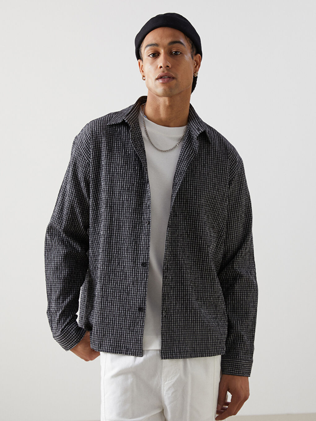 Siyah Regular Fit Uzun Kollu Desenli Erkek Gömlek