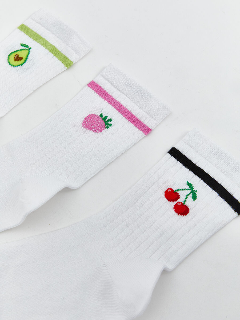 LCW DREAM Fruit Patterned Women's Ankle Socks 3-pack -W52645Z8-J1W
