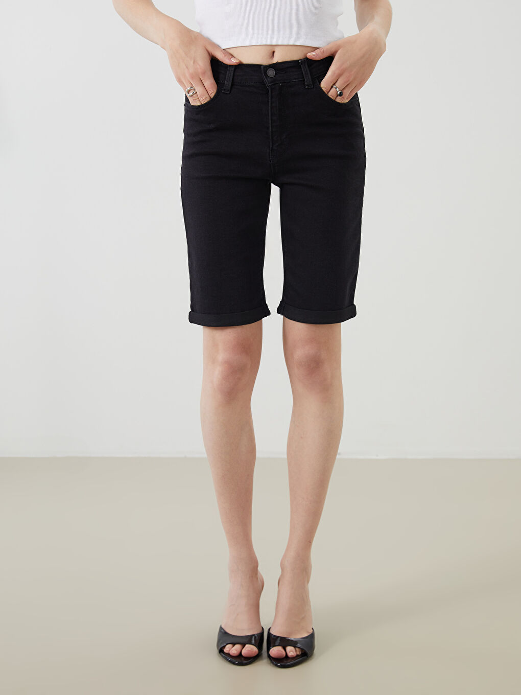LCW Jeans Slim Fit Women's Denim Shorts -S5KD45Z8-327