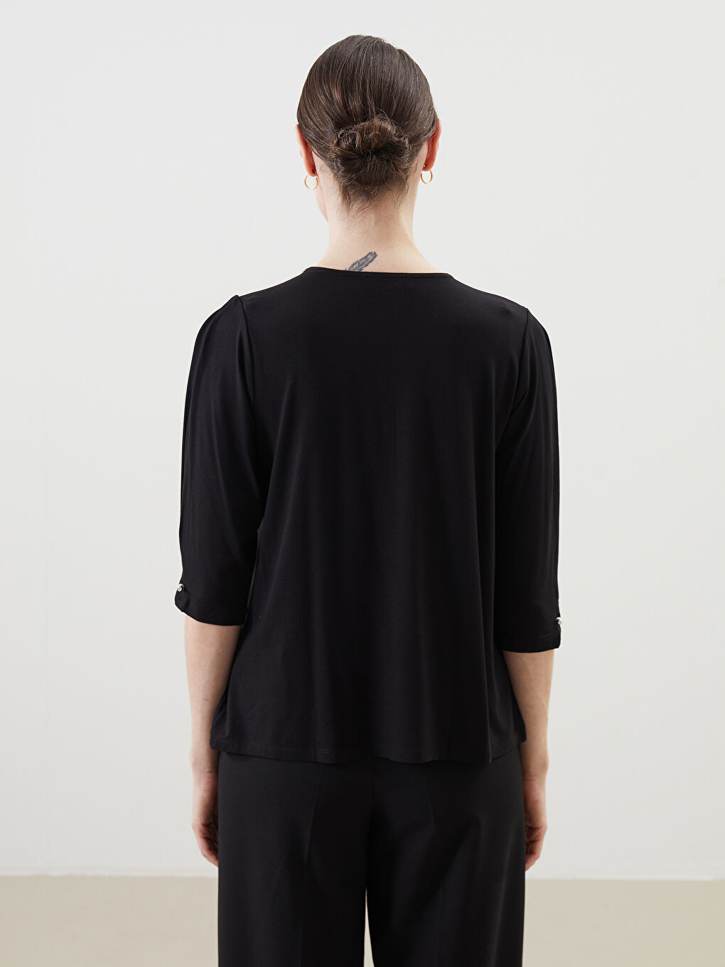 Siyah Bisiklet Yaka Kadın Bluz-3