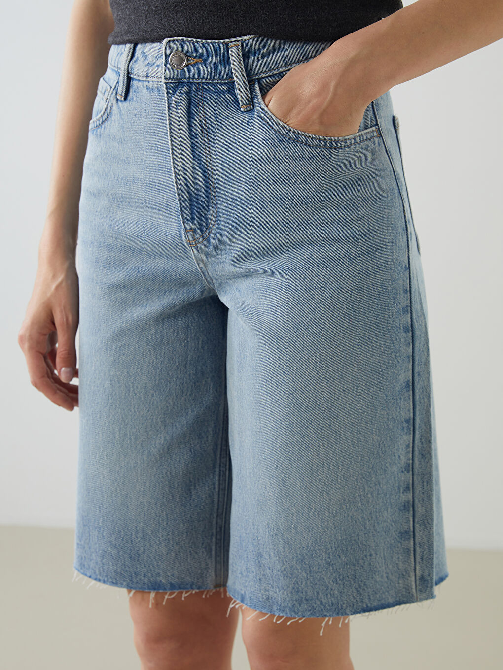 Bermuda Fit Women's Denim Shorts -S5KD98Z8-311