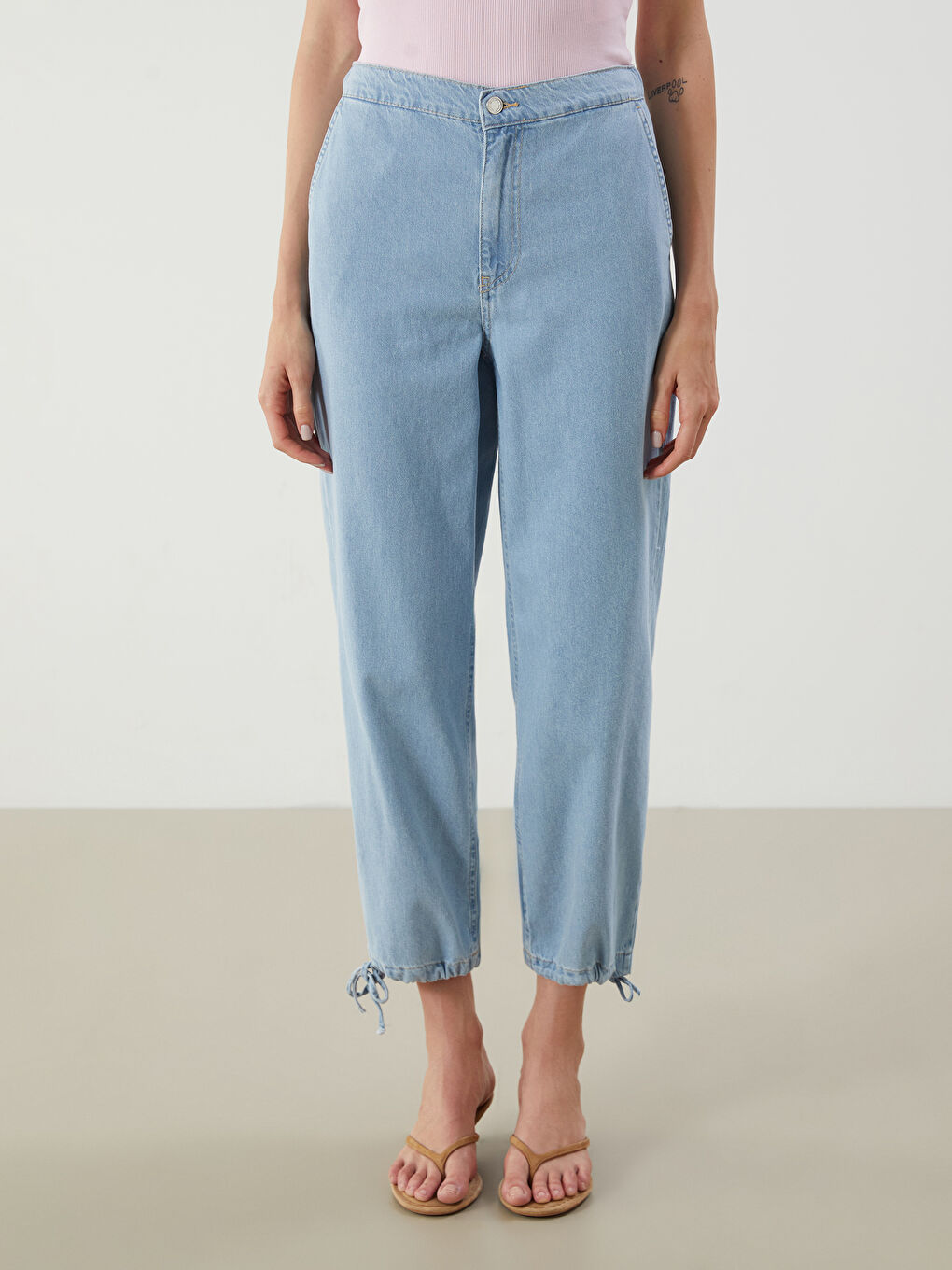 İndigo Beli Lastikli Jogger Kadın Jean Pantolon-1