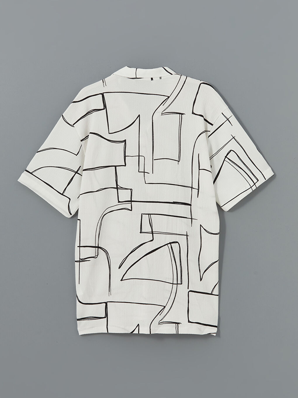 Beyaz Regular Fit Kısa Kollu Desenli Erkek Gömlek-5