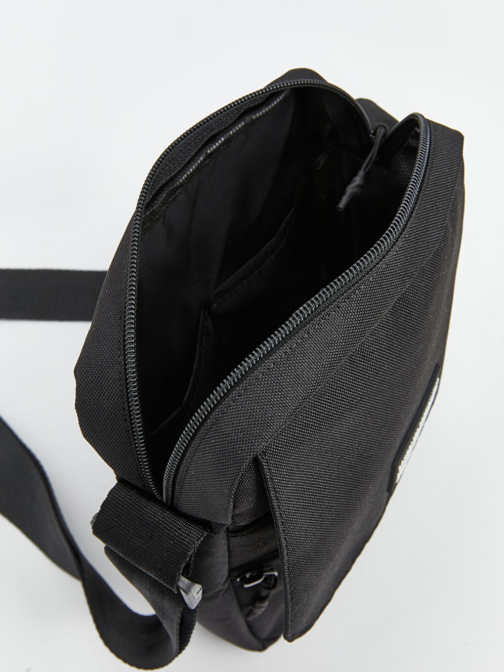 LCW ACCESSORIES Zippered Men's Chest Bag -W53279Z8-CVL