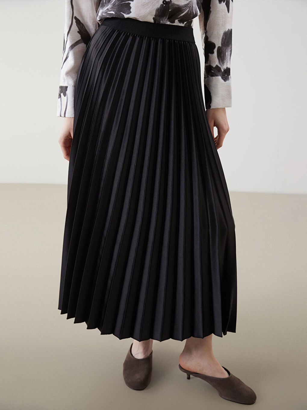 Elastic Waist Satin Women's Pleated Skirt -S5KG90Z8-CVL