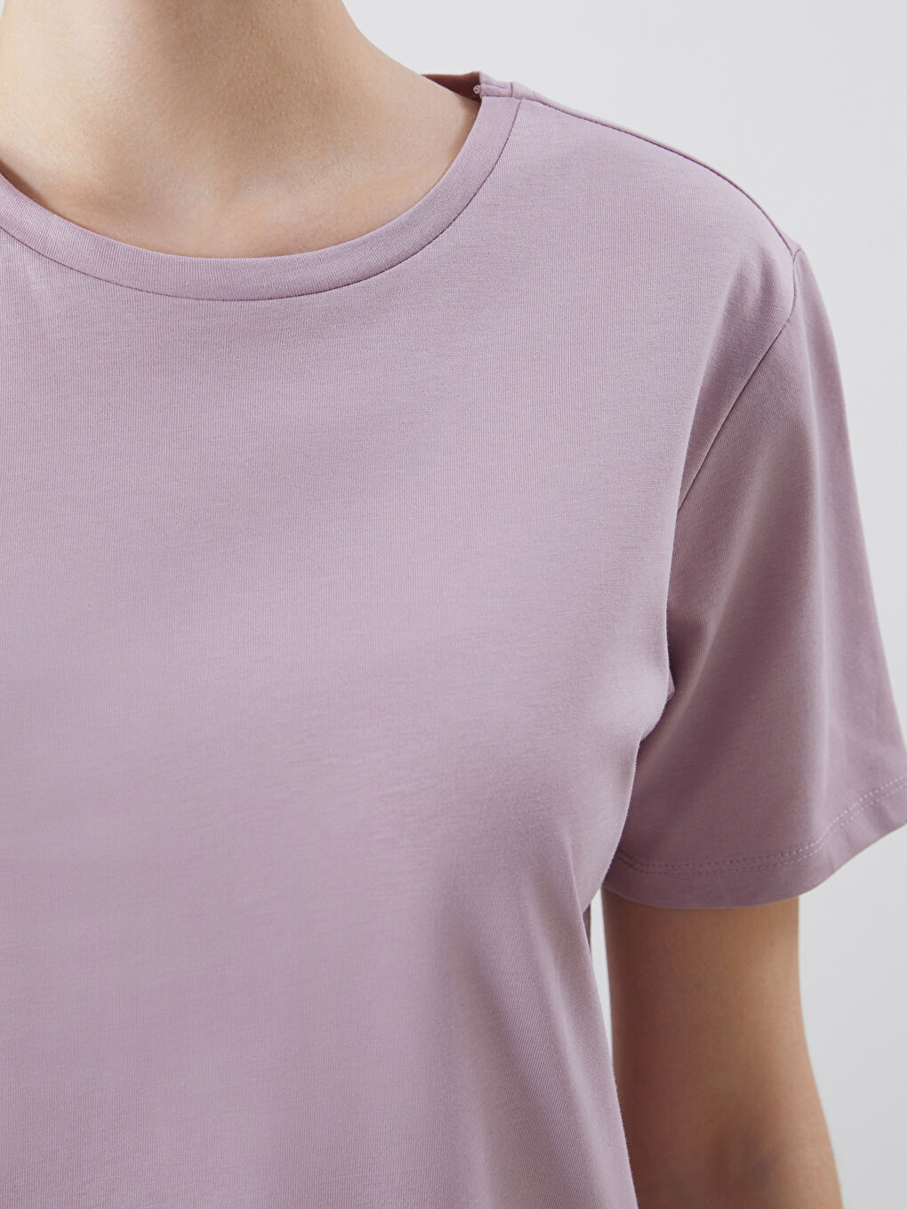 LCWAIKIKI Classic Crew Neck Women's T-Shirt -S5KH47Z8-GDE