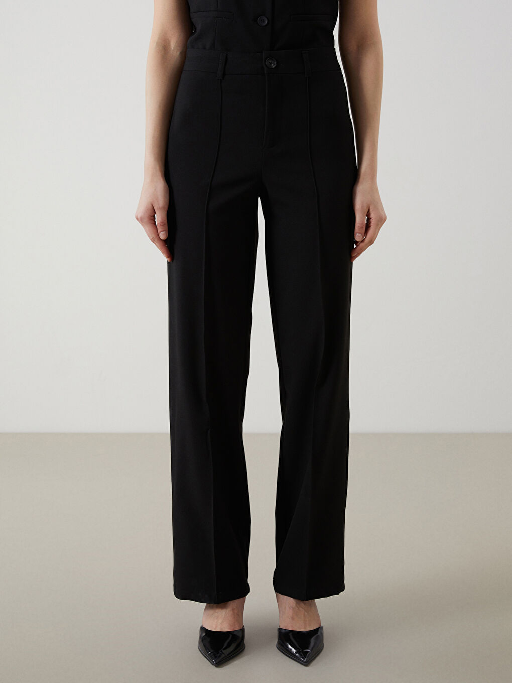 Siyah Dar Fit Kadın Pantolon-1