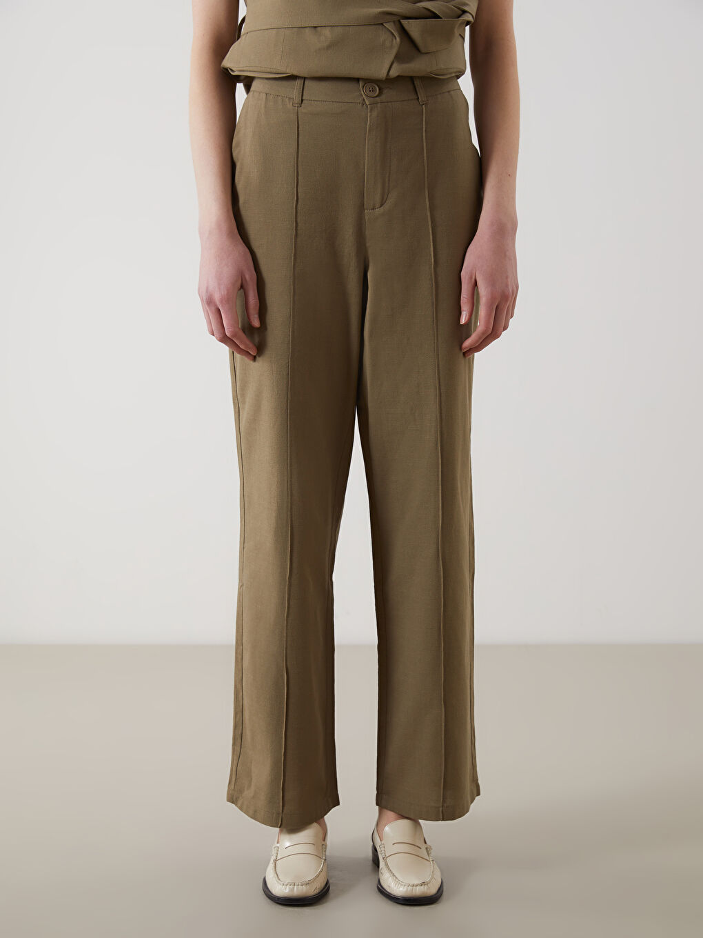 Haki Keten Karışımlı Kadın Pileli Pantolon-1