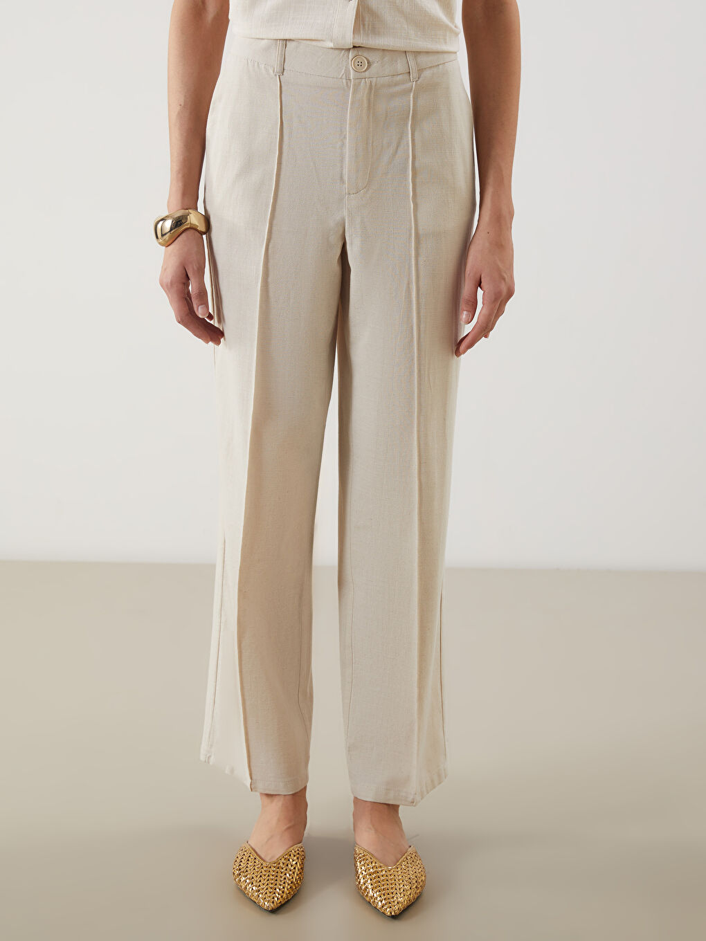 Bej Keten Karışımlı Kadın Pileli Pantolon-2