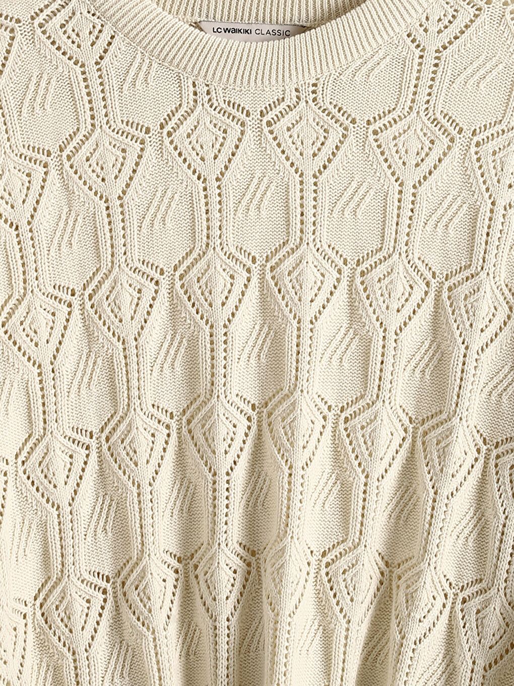 ქალის აჟურული სვიტერი მრგვალი ყელით-8