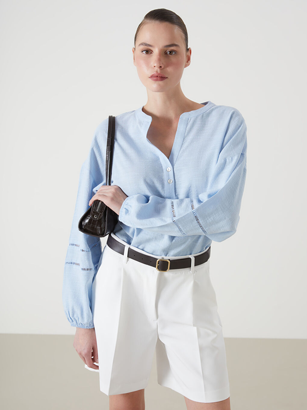 LCW Vision Mavi Kaçık Yaka Oversize Kadın Bluz