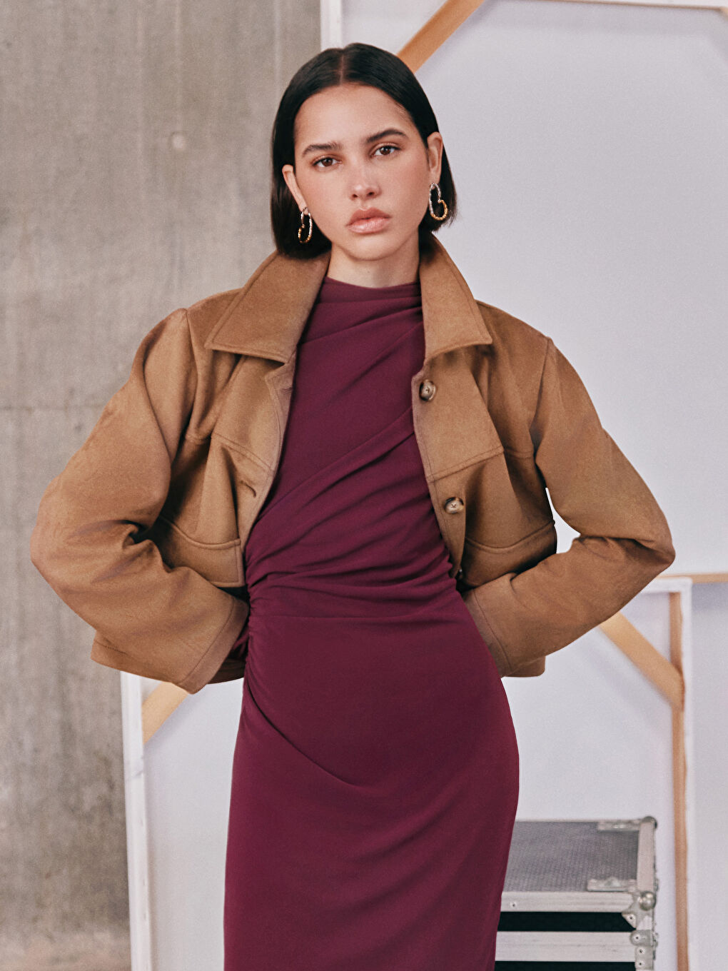 Bej Gömlek Yaka Kadın Süet Görünümlü Ceket-1