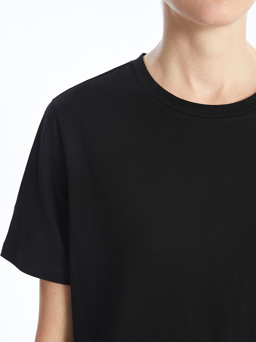 LCWAIKIKI Classic Crew Neck Women's T-Shirt -W53667Z8-CVL