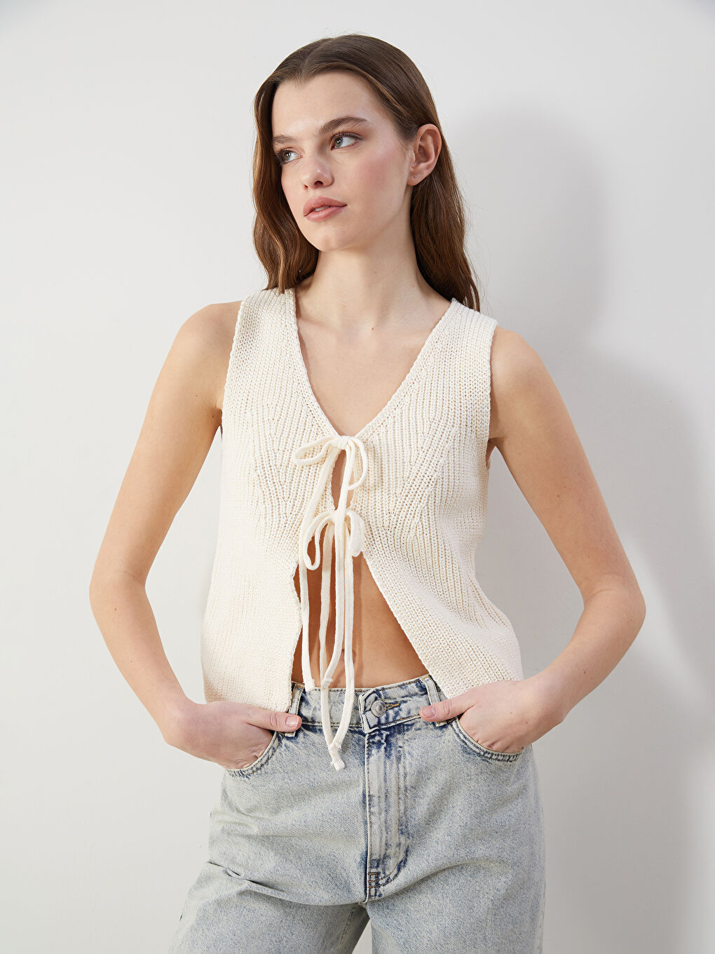 Haki V Yaka Ajurlu Kadın Triko Yelek