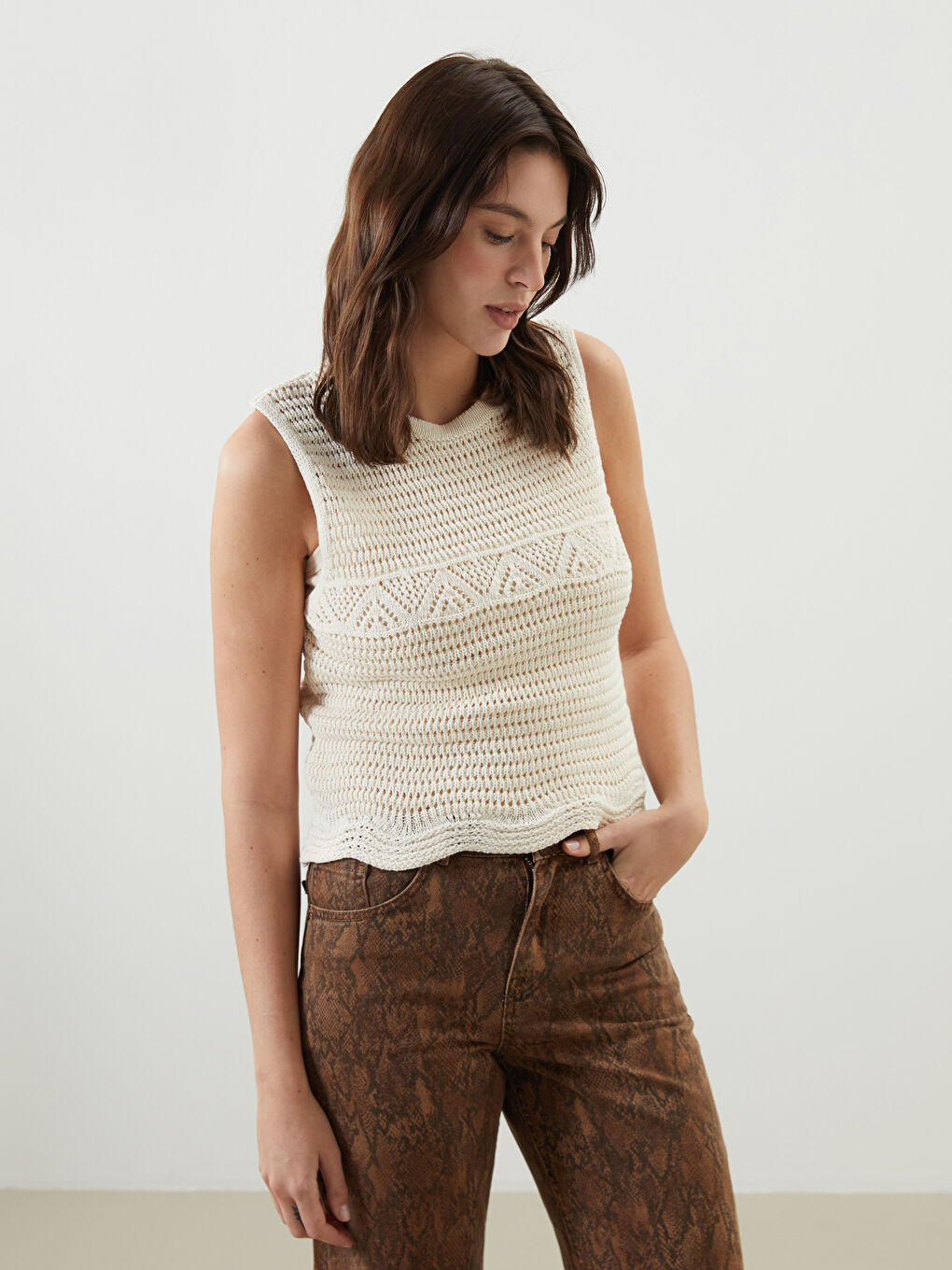 Crew Neck Hole-Knitted Women's Knitwear Sweater Vest -S5KM25Z8-FDU