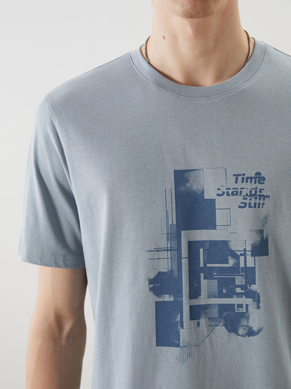 Ерлерге арналған трикотаж принтті футболка-2