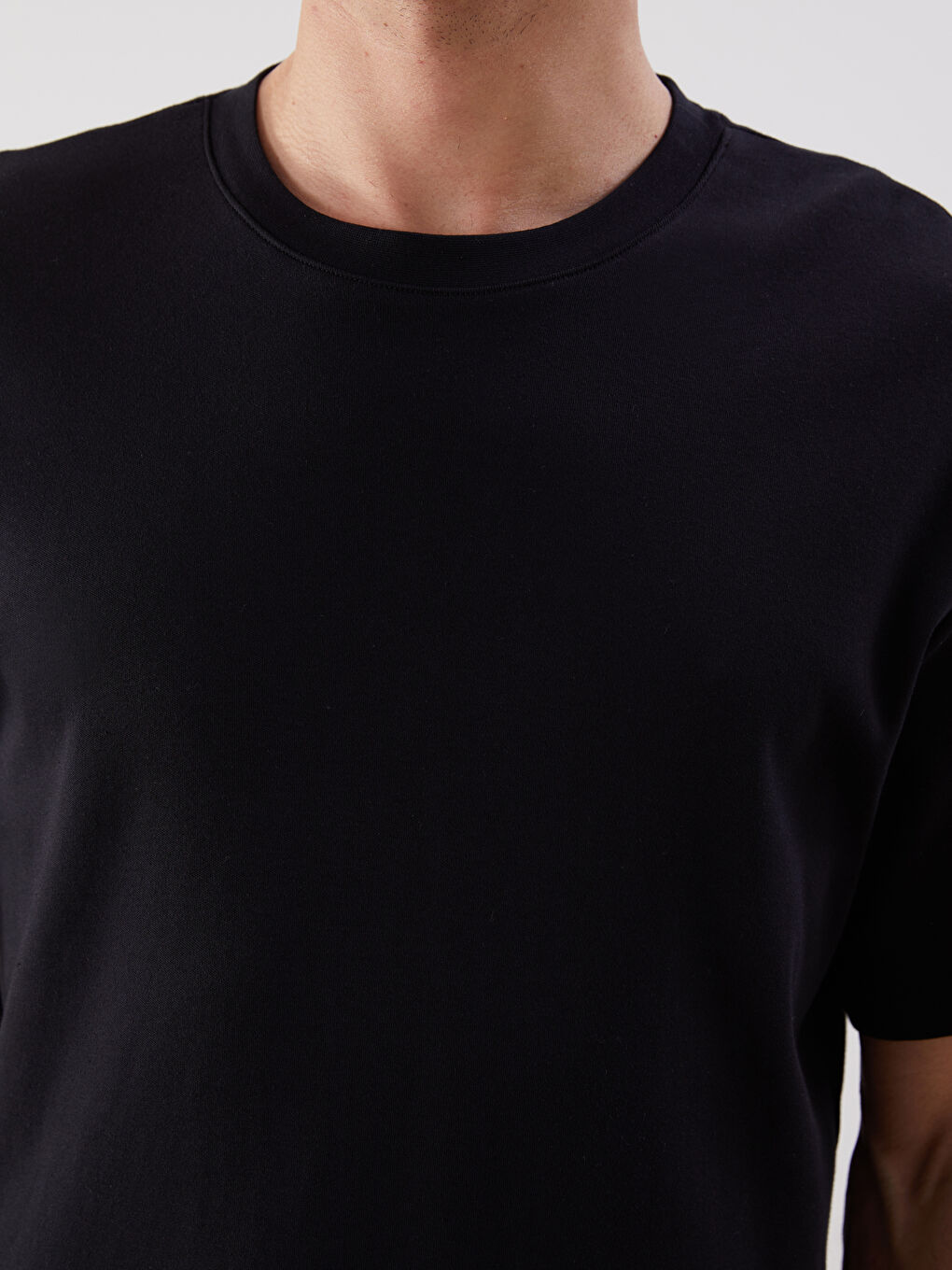LCWAIKIKI كلاسيك تیشێرت قۆڵ کورت یەخە خڕ بۆ پیاوان -W53870Z8-CVL