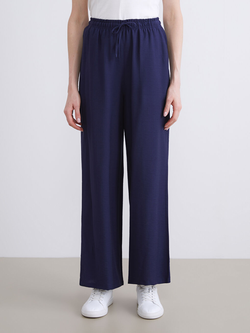 بنطلون للسيدات بخصر مرن ولمسة كتان-1