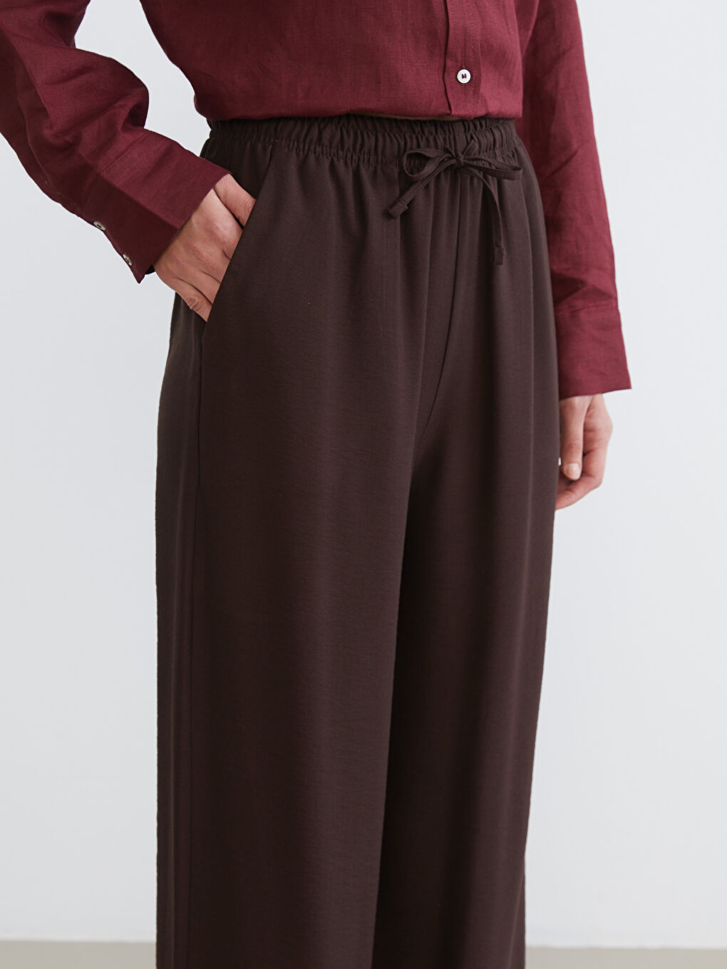 Kahverengi Beli Lastikli Keten Görünümlü Kadın Pantolon-2