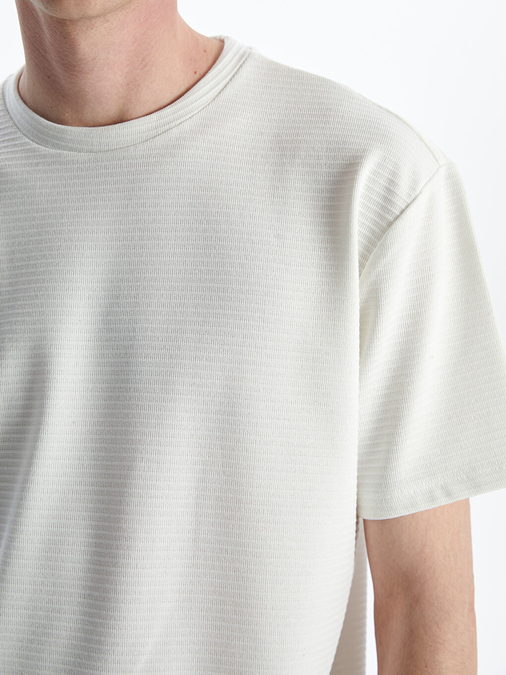 Crew Neck Short Sleeve Men's T-shirt -S5KO15Z8-R9J