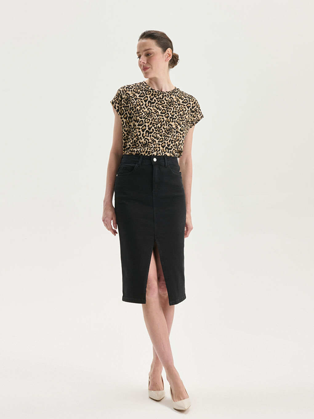 Crew Neck Leopard Print Women's T-Shirt -S5KP11Z8-LQY