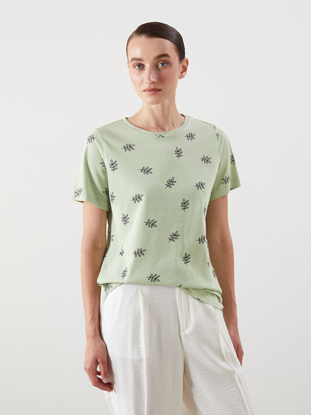 Crew Neck Printed Women's T-Shirt