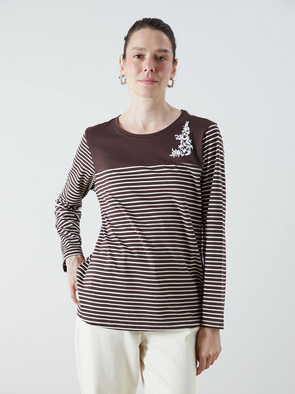 Crew Neck Striped Blouse