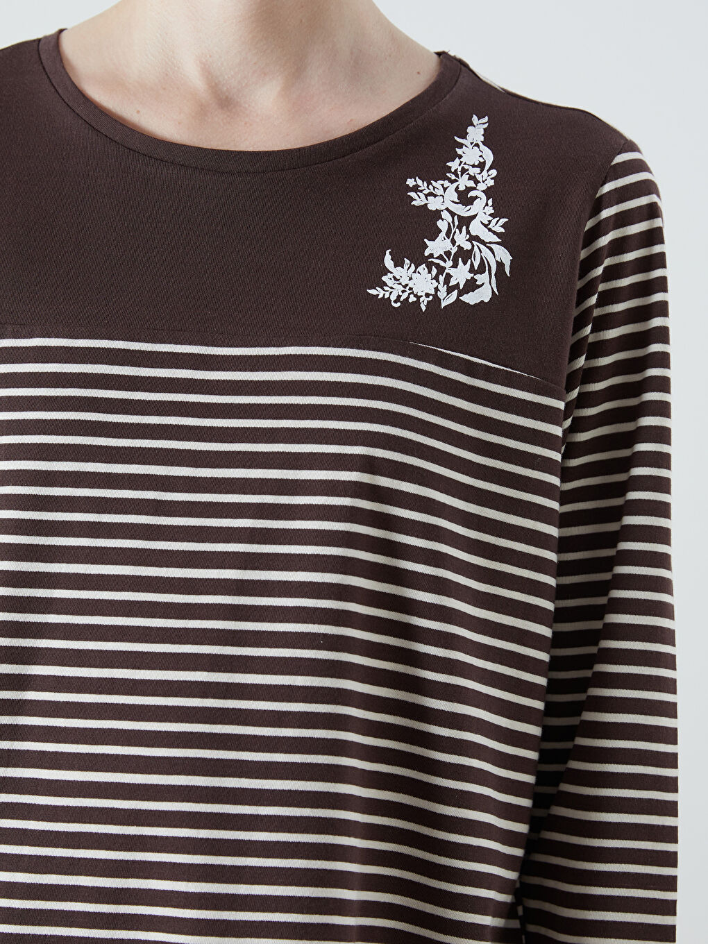 Crew Neck Striped Blouse-2