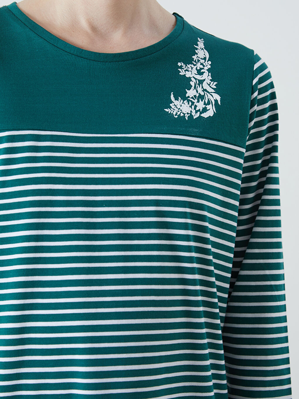 Blouse Rayée à Col Rond-2