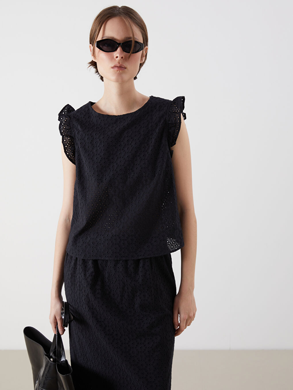 Crew Neck Hole-Knitted Frilled Broderie Blouse